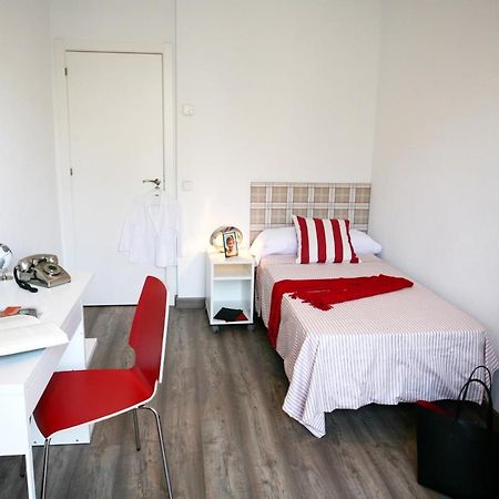 Estuhome Madrid Exteriör bild