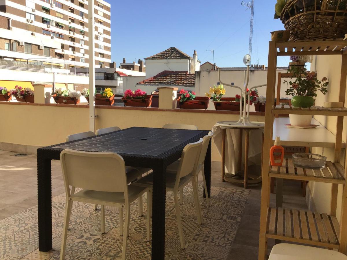 Estuhome Madrid Exteriör bild