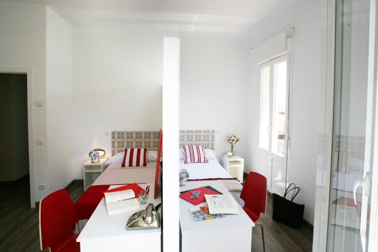 Estuhome Madrid Exteriör bild